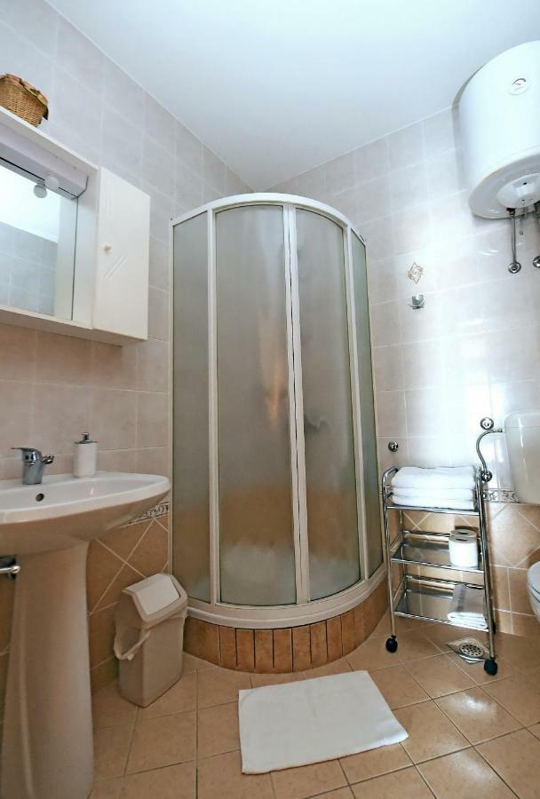 Appartement Apartman Mima à Porat  Extérieur photo